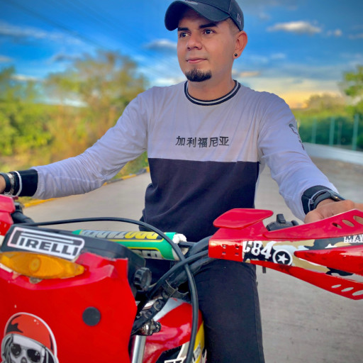 LEVI EFRAIN FUENTES VASQUEZ